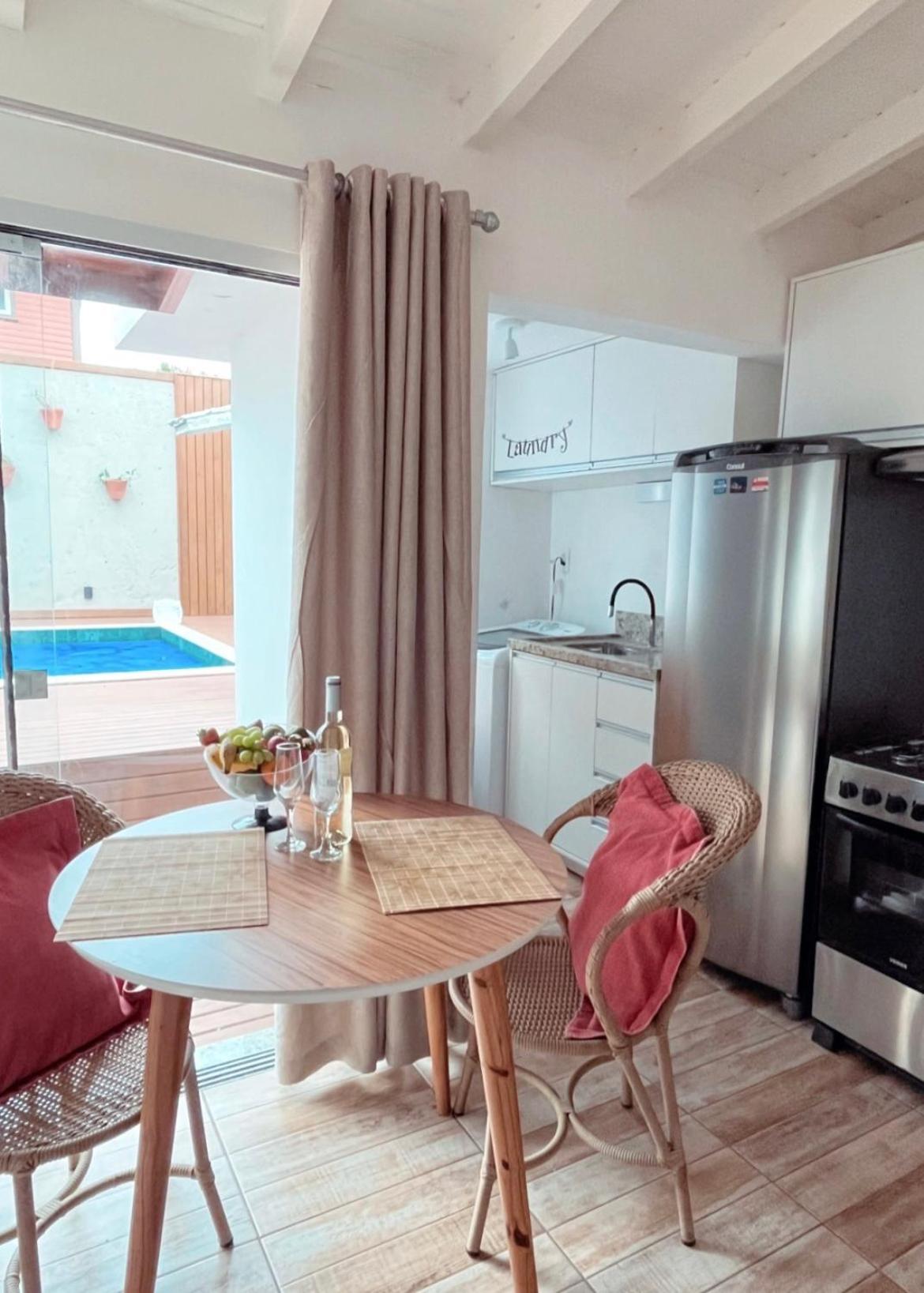Casa Com Piscina Em Frente A Praia Do Santinho Florianópolis Eksteriør billede